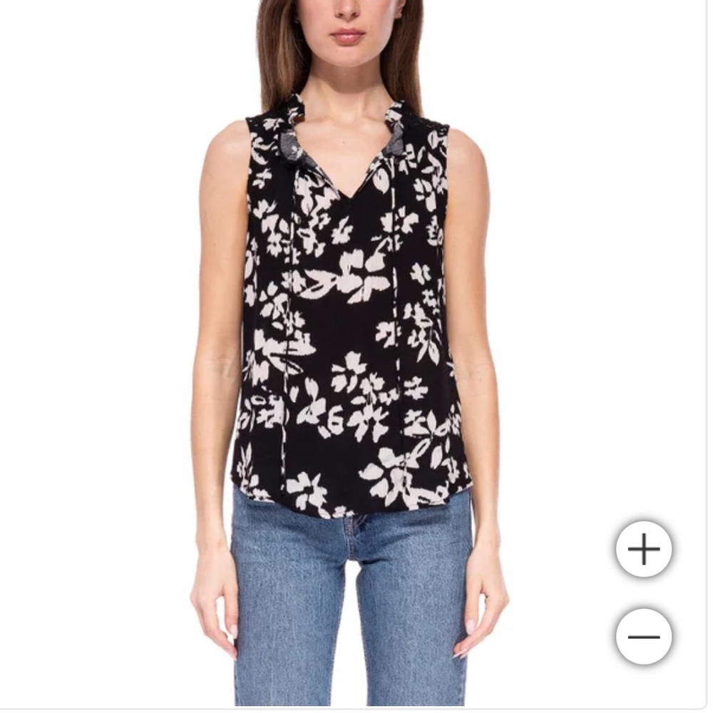 NWT B Collections by Bobeau Ladies' Sleeveless Blouse